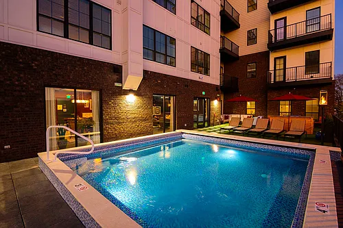 Fairfax Apartments Photo 1