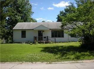 1201 NE 67th Pl, Gladstone, MO 64118