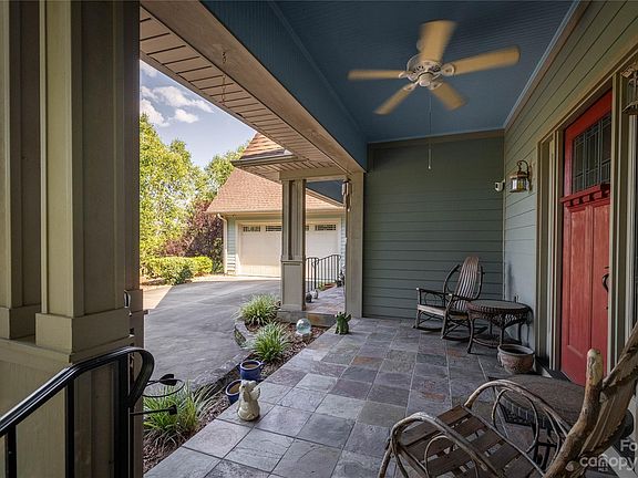 5th image of 3562 Blankenship Dr