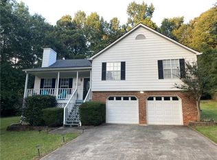 1302 Camborne Close NW, Kennesaw, GA 30152
