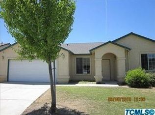 662 W Nevada St, Kingsburg, CA