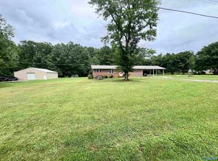 396 Murphy Rd, Laceys Spring, AL 35754