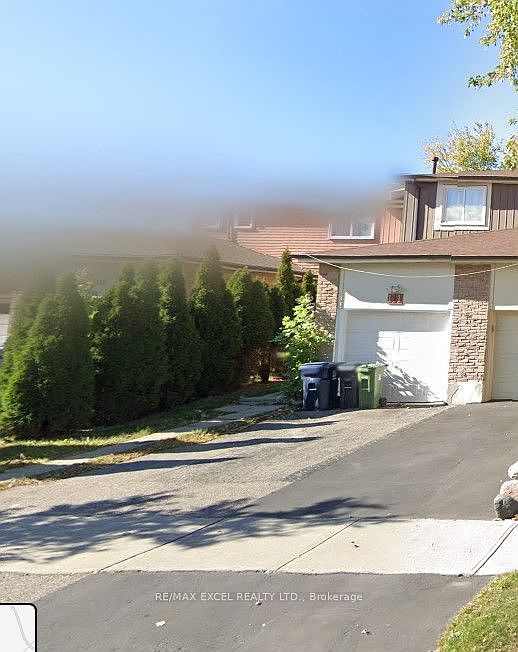 1st image of 111 Bradstone Sq
