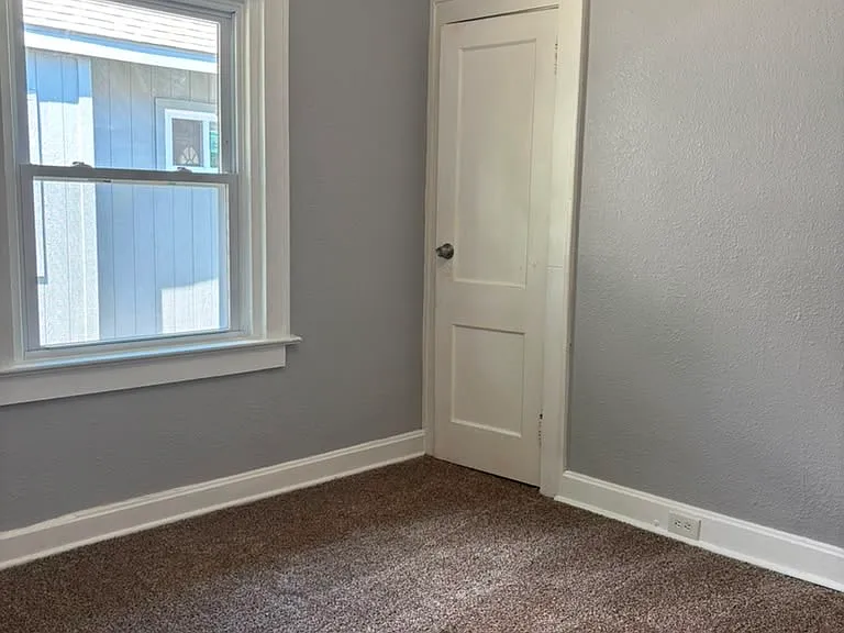5022 Park Ave — Photo 6
