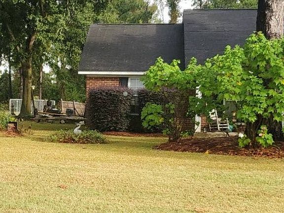 3rd image of 133 Medley Dr