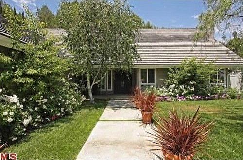 3rd image of 19701 Greenbriar Dr