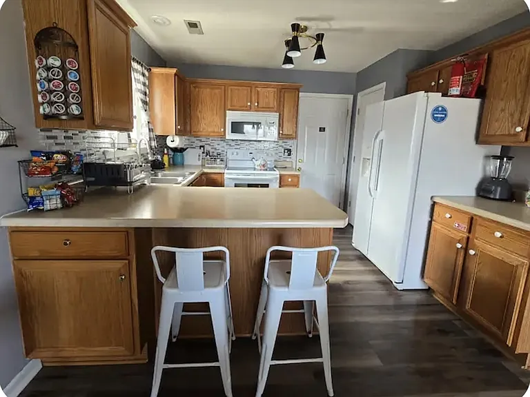 2315 Lichfield Dr — Photo 5