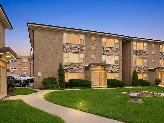 2nd image of 3170 W Meadow Lane Dr APT 23