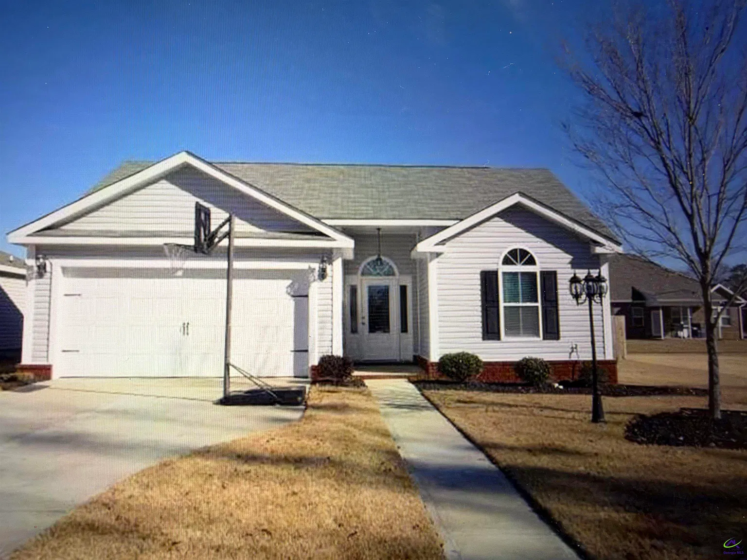 3 bed, 2.0 bath, 1257 sqft, $1,750 — Photo 1