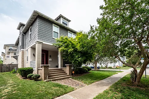 1601 Ashland Ave Photo 1
