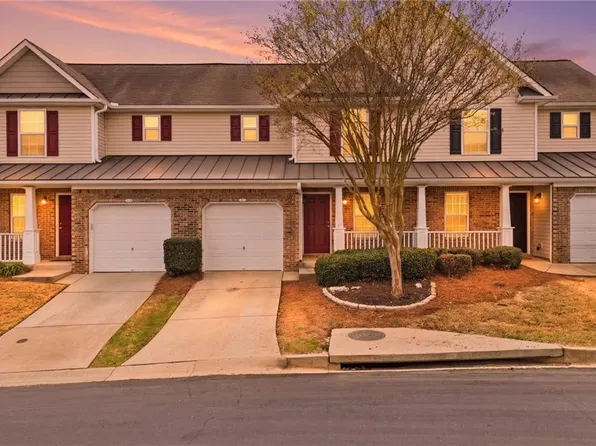 222 Fox Creek Blvd, Woodstock, GA 30188