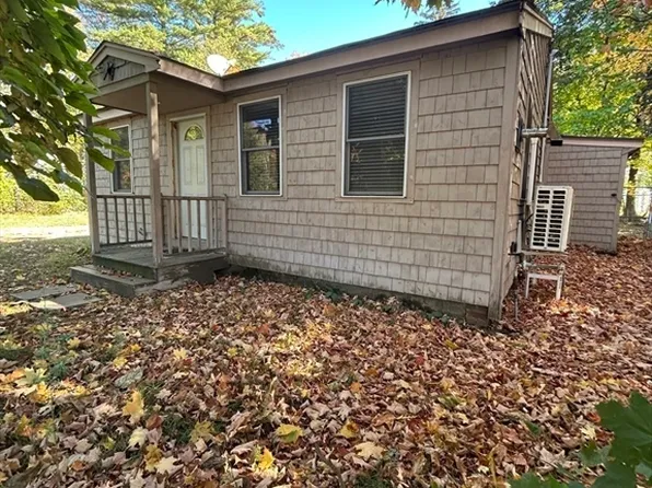 358 Treble Cove Rd, Billerica, MA 01821