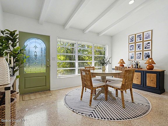 3rd image of 510 Magnolia Ave