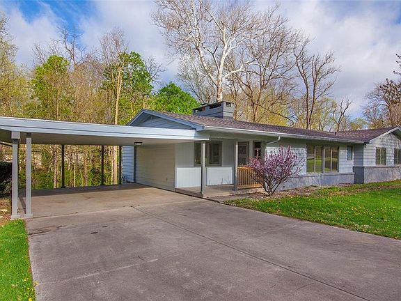 2nd image of 57 Beauvoir Cir