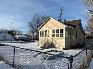 3201 Holly Ave, Flint, MI 48506