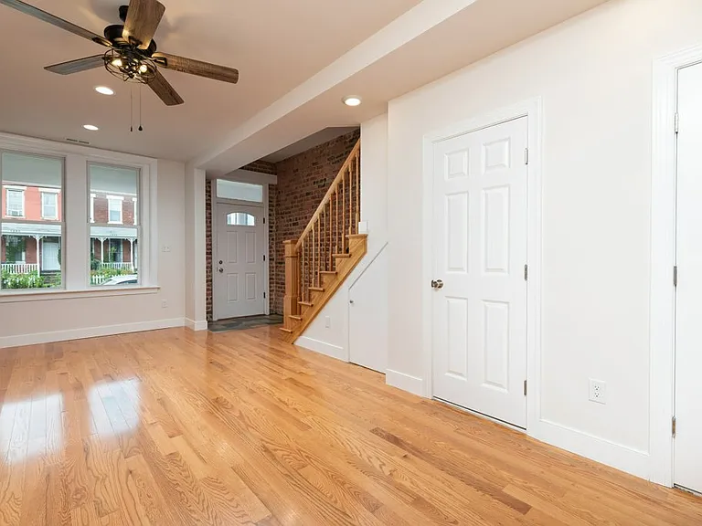 1224 W Cary St — Photo 10