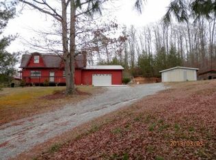 224 Roger Dagley Ln, Jacksboro, TN 37757