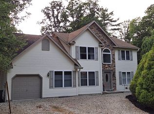 246 Buck Ridge Dr, Drums, PA 18222