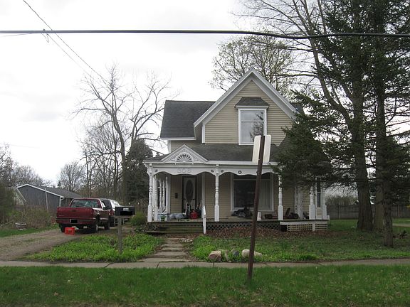2nd image of 306 E Henry St