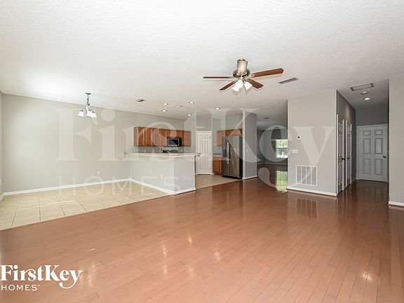 4th image of 14029 Summer Breeze Dr