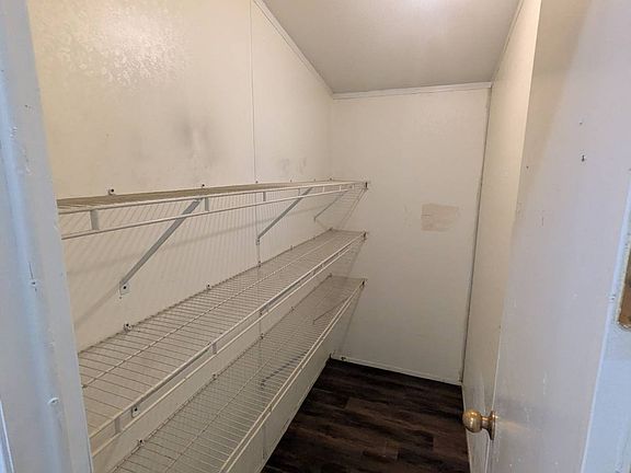 3rd image of 1773 Spinks Chapman Rd #163