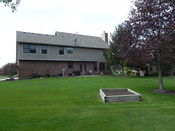 5th image of 200 Old Carriage Dr
