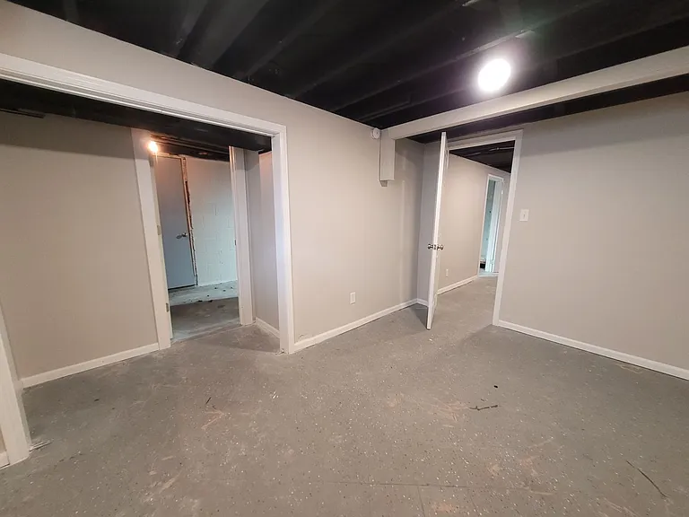 2237 S Union St — Photo 22