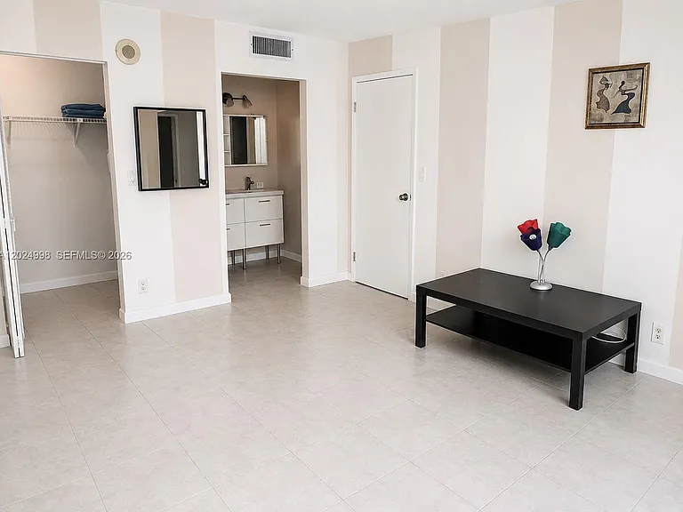 17011 N Bay Rd #417 — Photo 9