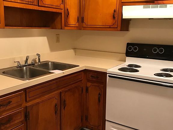 5th image of 335 Audubon Dr APT 28B