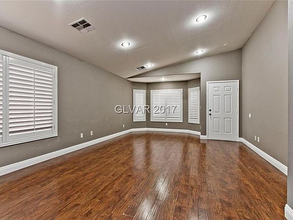 5th image of 4909 Dancing Lights Ave