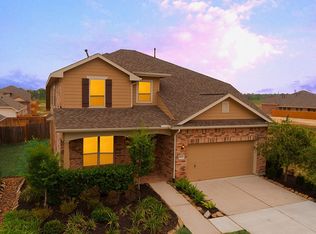 6922 Hunters Creek Ln, Baytown, TX 77521