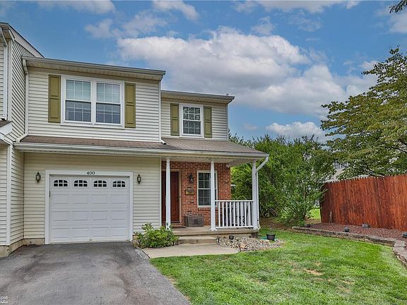2nd image of 400 Cherry Ln