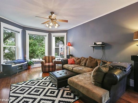 2nd image of 4828 N Magnolia Ave #2