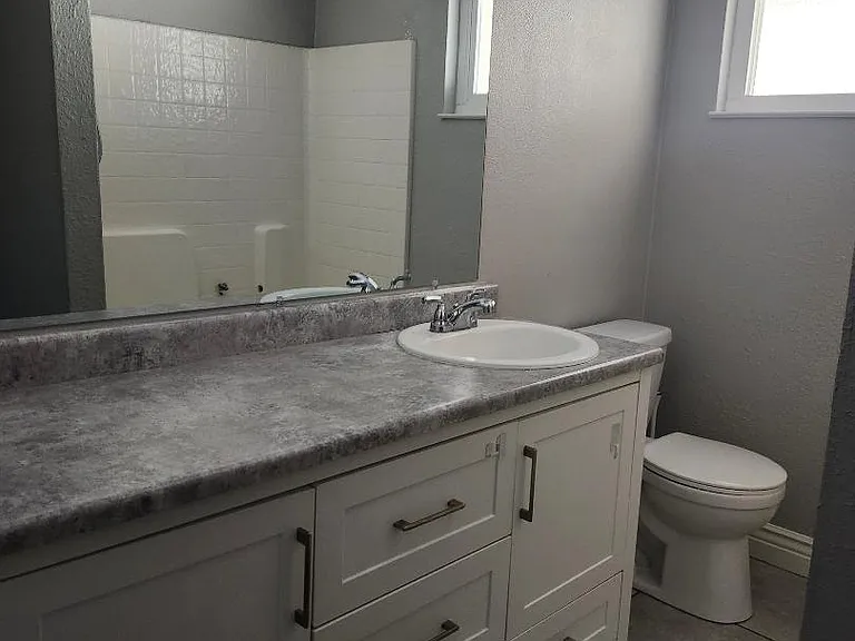 Topaz Dr — Photo 2