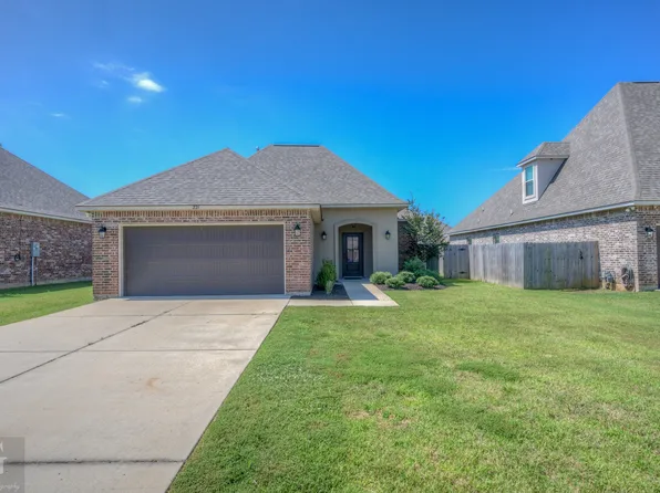 221 Beechcraft Way, Shreveport, LA 71106