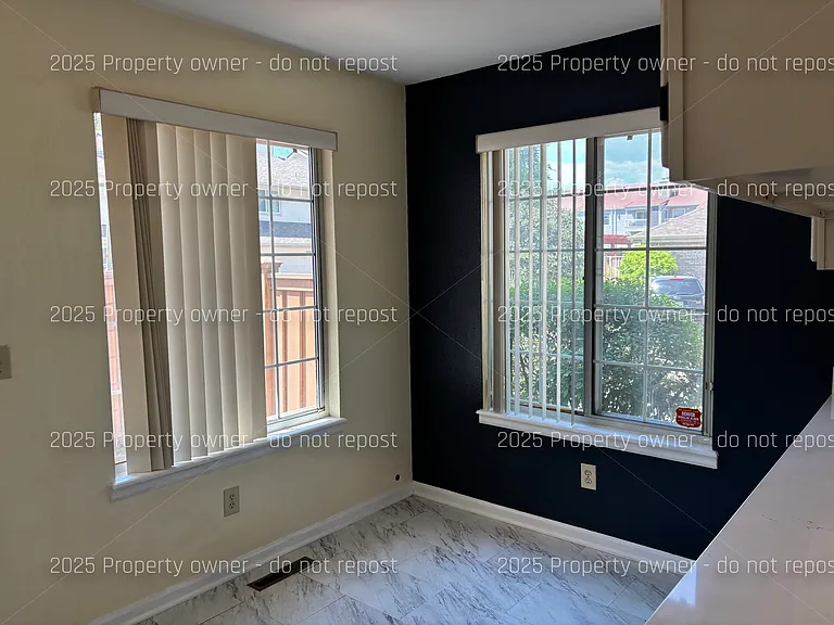 2010 S Xenia Way — Photo 9