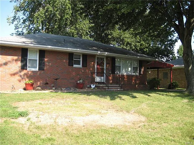 414 Sullivan St photo 1