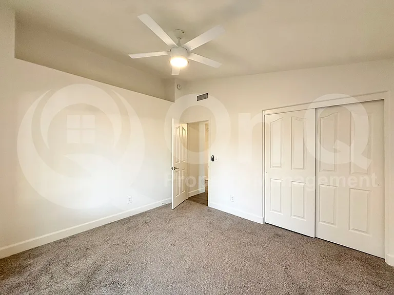 401 S Tiago Dr — Photo 20