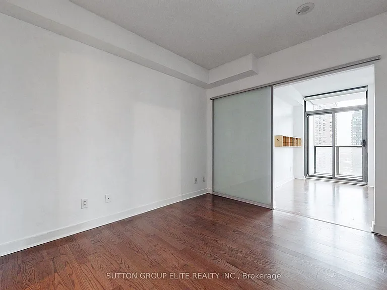 110 Charles St E #2410 — Photo 13