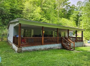 1961 Acup Rd, Happy, KY 41746