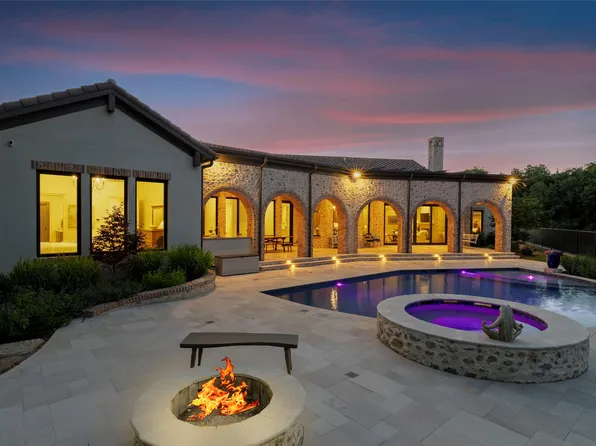 2401 Lower Brook Ct, Southlake, TX 76092