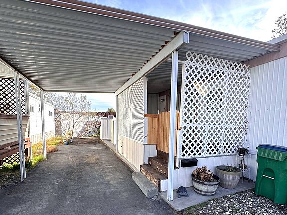 3rd image of 8 Mobile Manor Dr