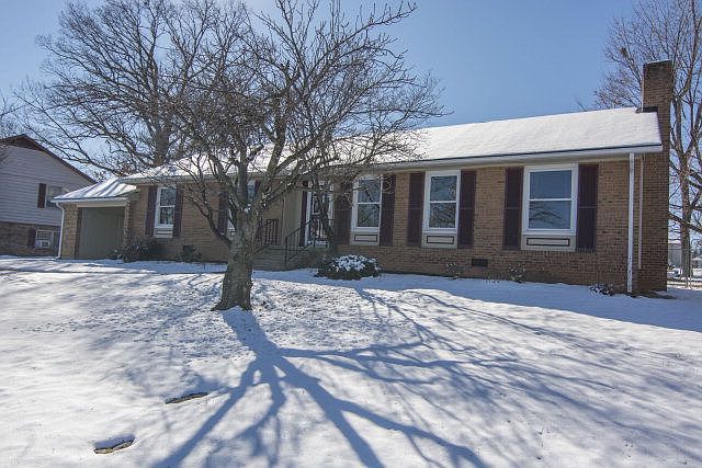1st image of 1139 Woodleigh Ct