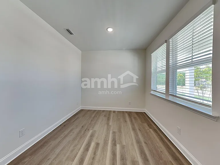 3500 Lincoln Heights Ln — Photo 6