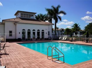 15703 SW 42nd St, Miramar, FL 33027