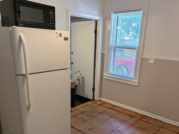 4th image of 22 Saint John St APT 3