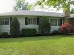 1325 Roods Lake Rd, Lapeer, MI 48446