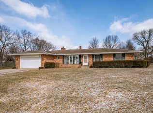 10263 Golden Wheat Dr, Granger, IN 46530