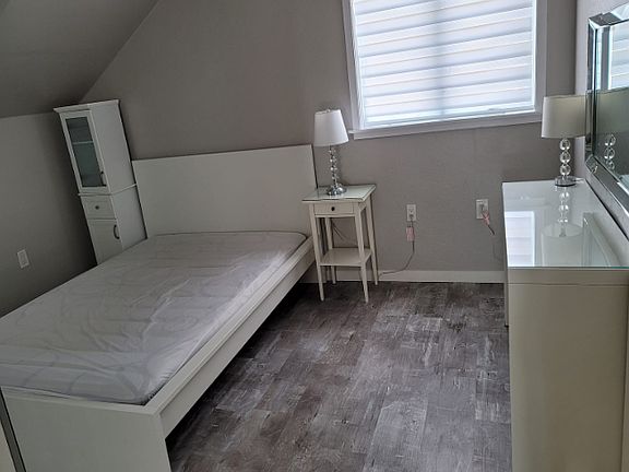 2nd image of 267 Pinehurst Rd