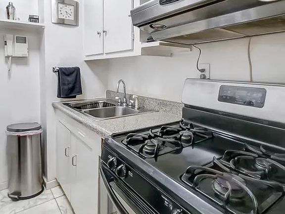 5th image of 54 W 16th St APT 3C